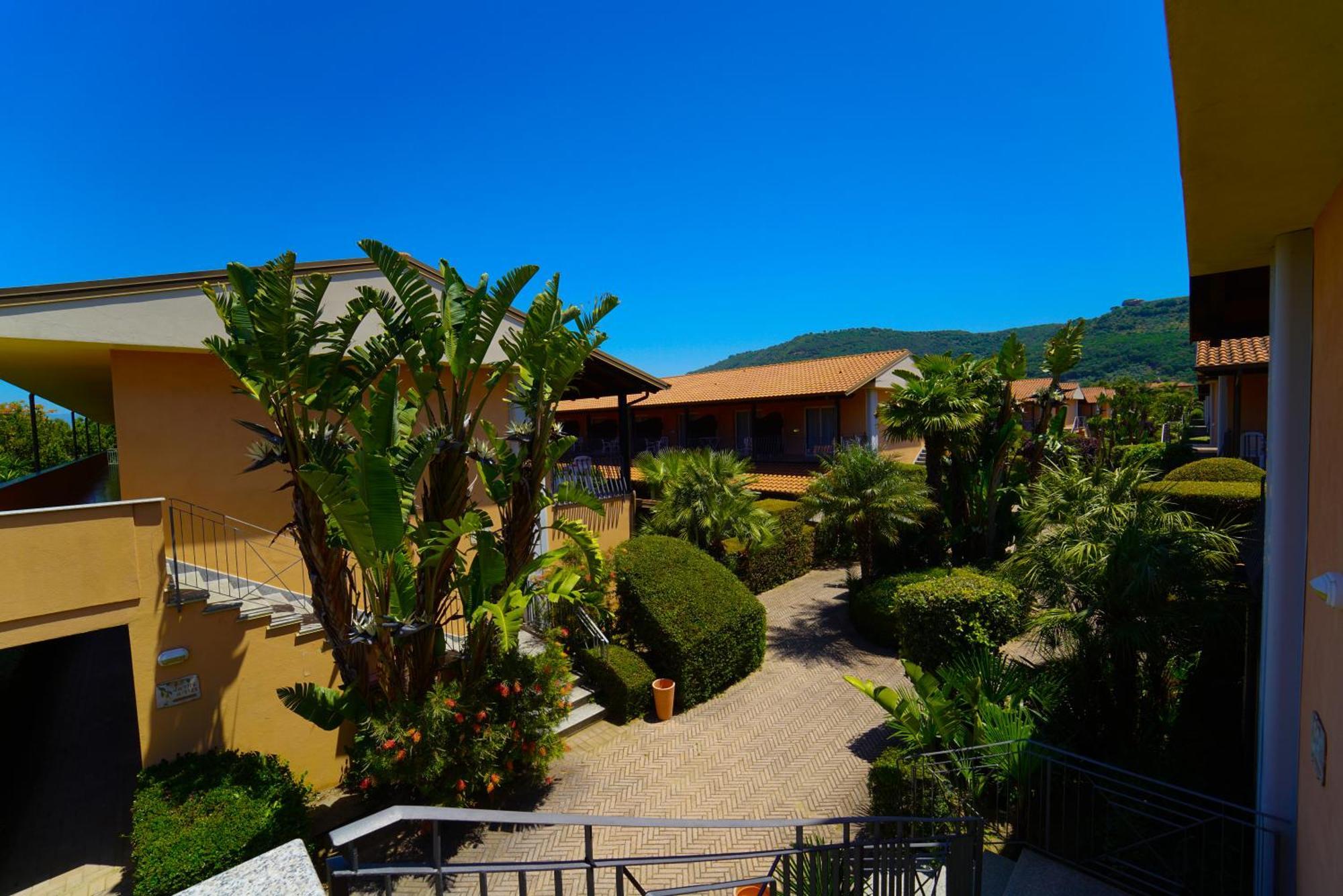 Hotel Futura Club La Praya Pizzo  Exterior foto